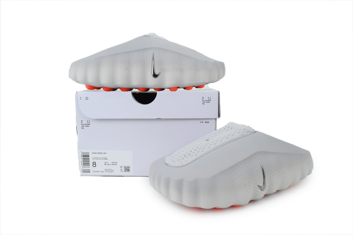 Nike Mind 001 grey-Slippers run one size smaller than sneakers, so please order slippers one size up.